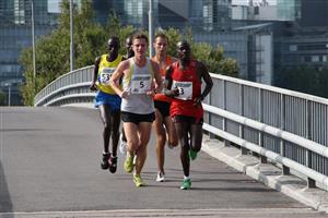 marathon runners